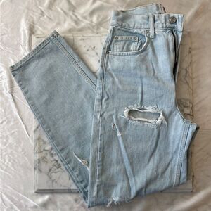 BDG Baggy High Waisted Destroyed Jeans Size 27 Light Wash